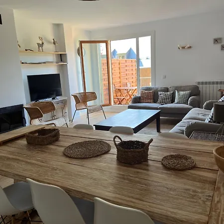 דירה Pirineos 3 *